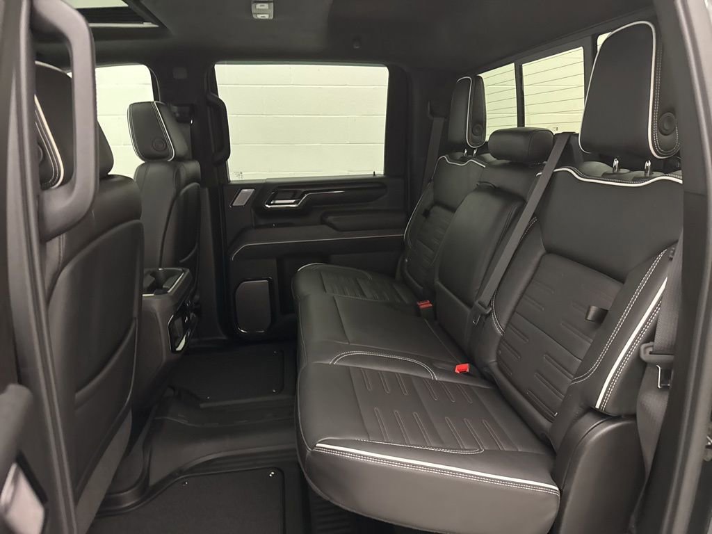 Used 2024 GMC Sierra 2500 AT4X image 60