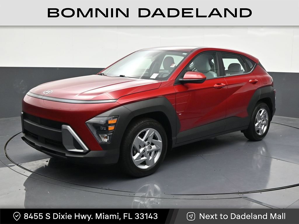 Used 2025 Hyundai Kona SE FWD image 1
