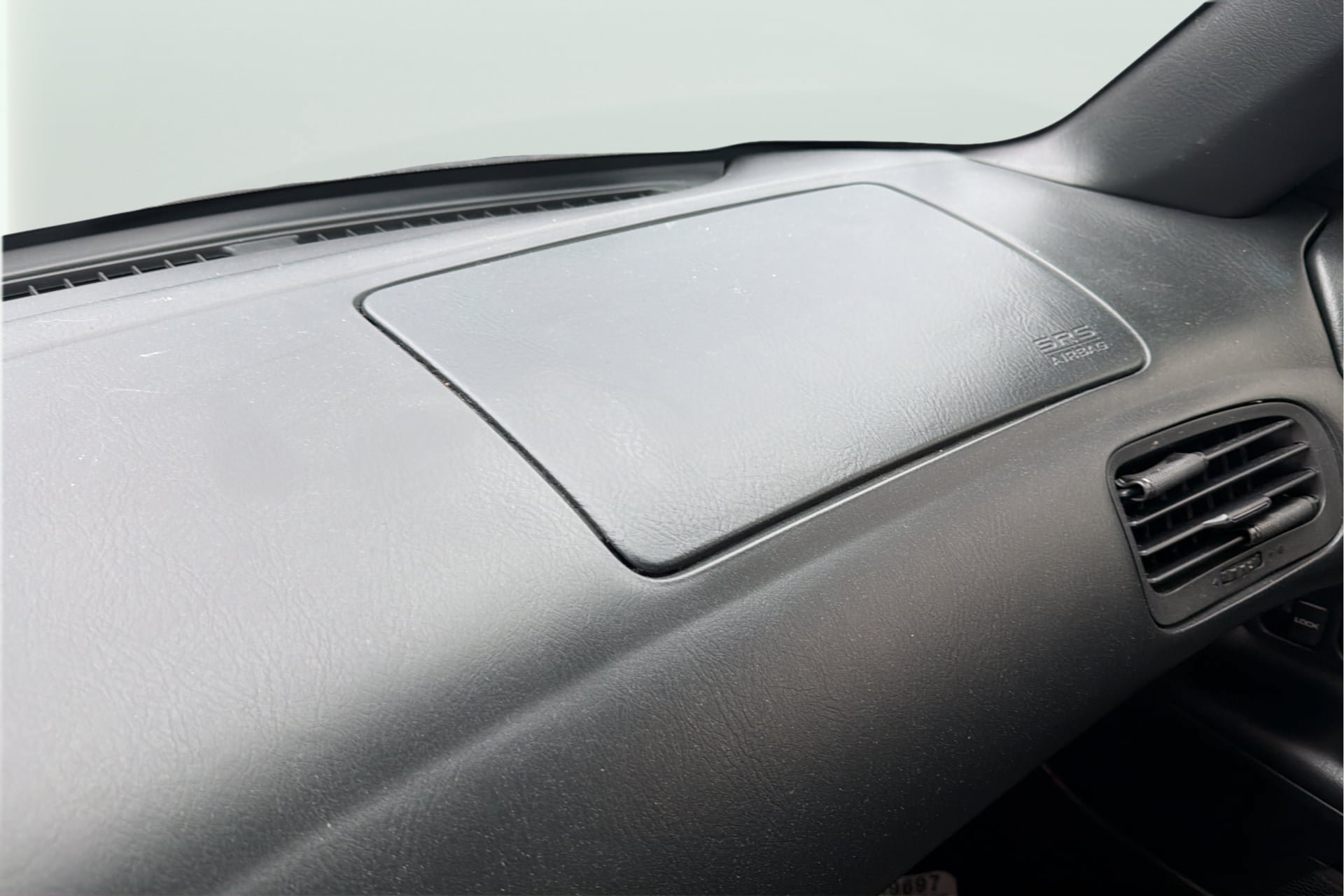 Used 2004 Honda S2000 image 25