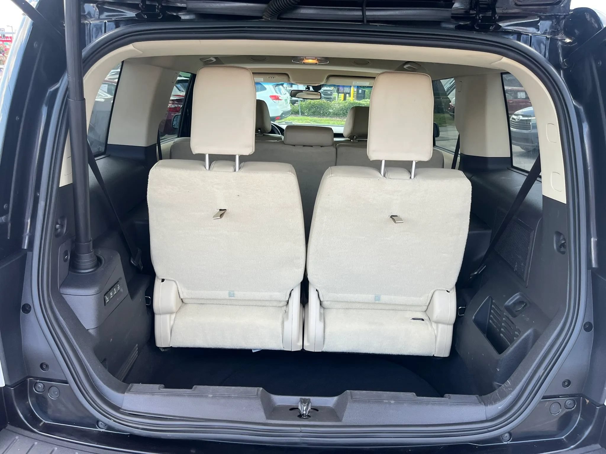 Used 2019 Ford Flex Limited w/ Equipment Group 301A FWD image 32