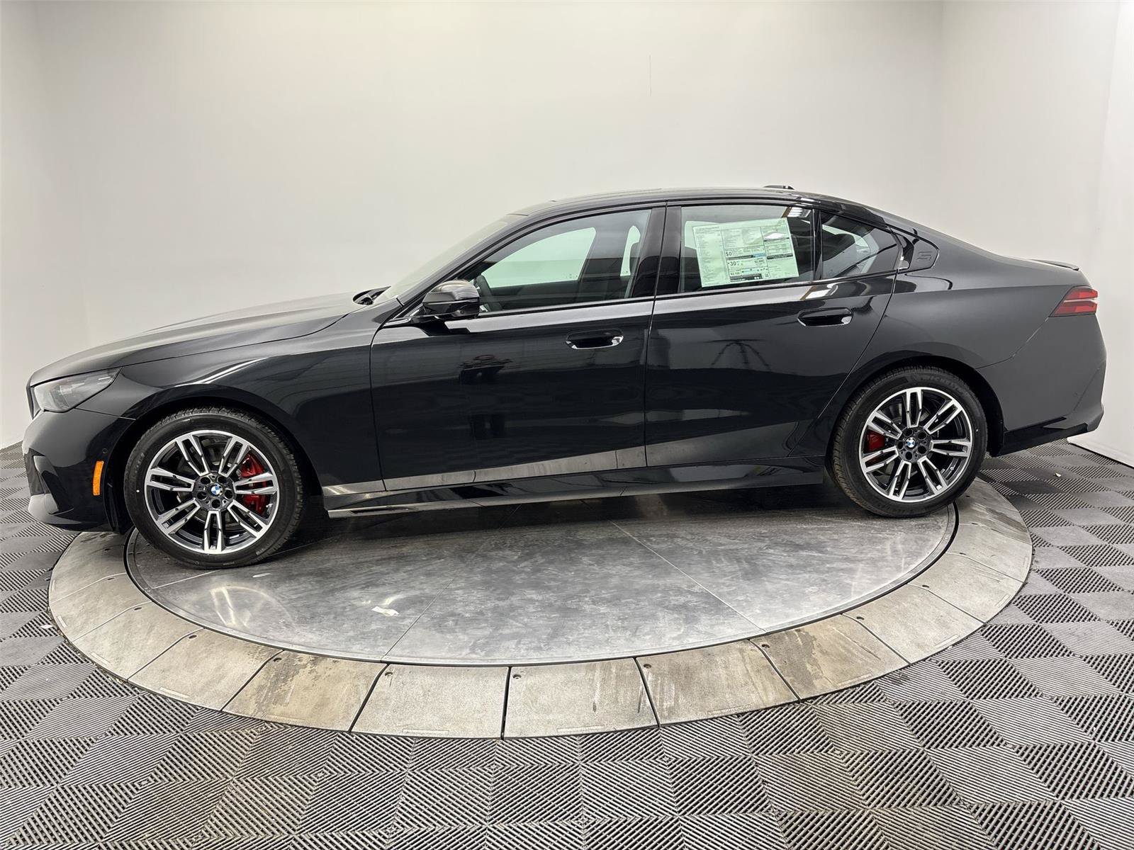 New 2026 BMW 530i xDrive w/ M Sport Package AWD/4WD image 16
