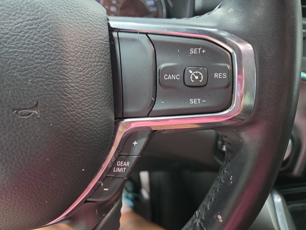Used 2024 RAM 1500 Laramie AWD/4WD image 40