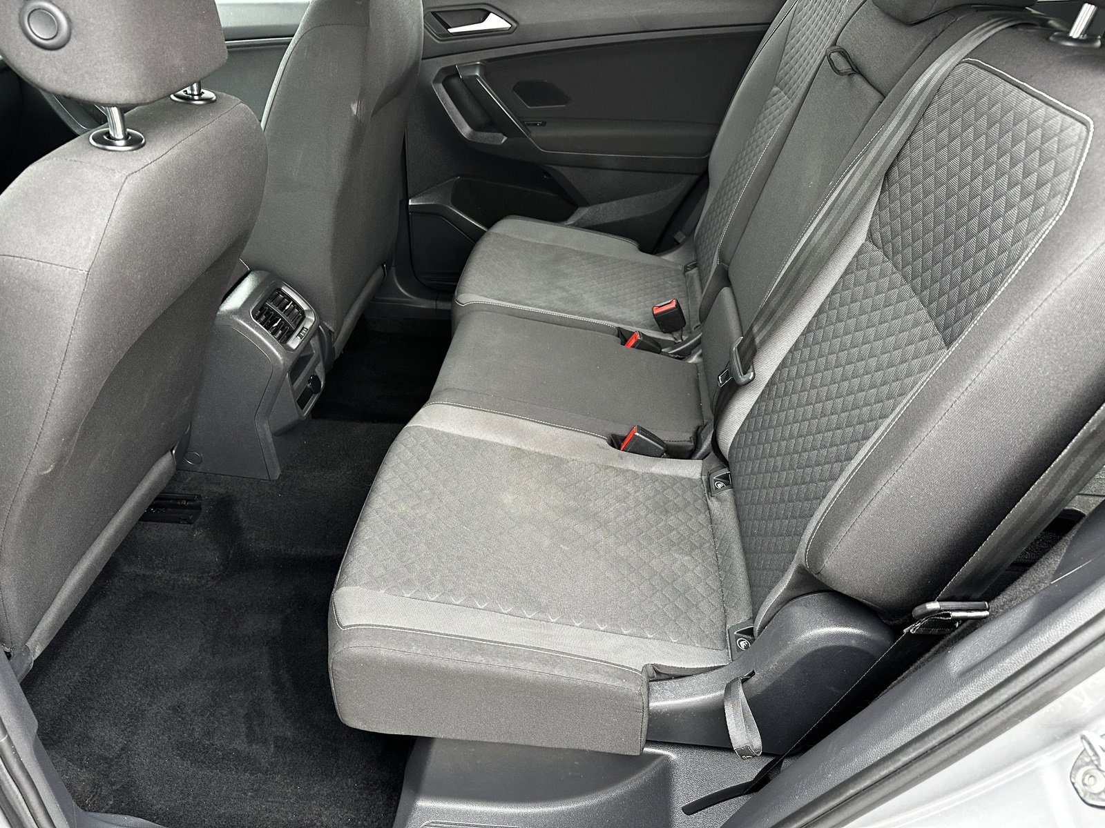 Used 2021 Volkswagen Tiguan S image 20