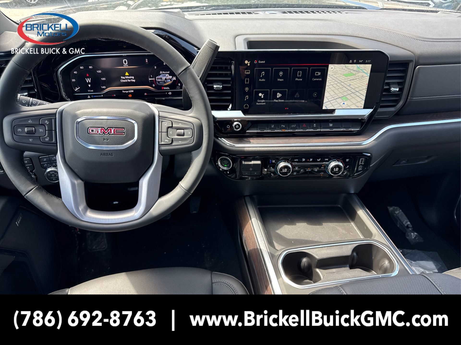 New 2025 GMC Sierra 3500 SLT w/ SLT Convenience Package image 17