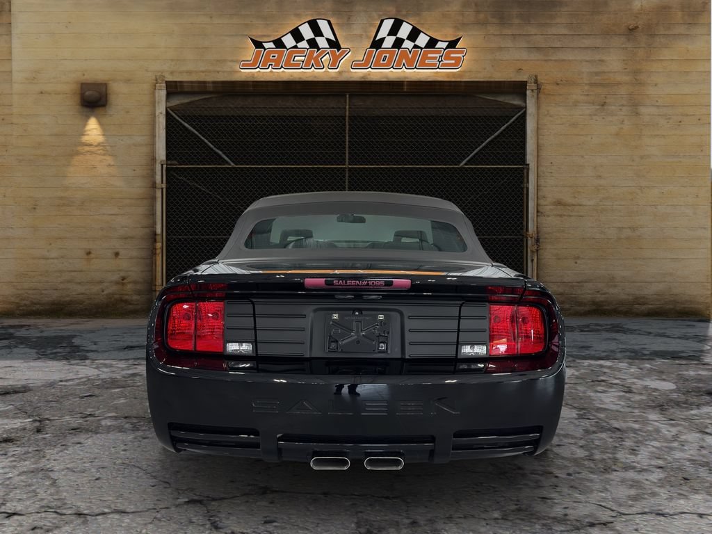 Used 2006 Ford Mustang GT RWD image 8