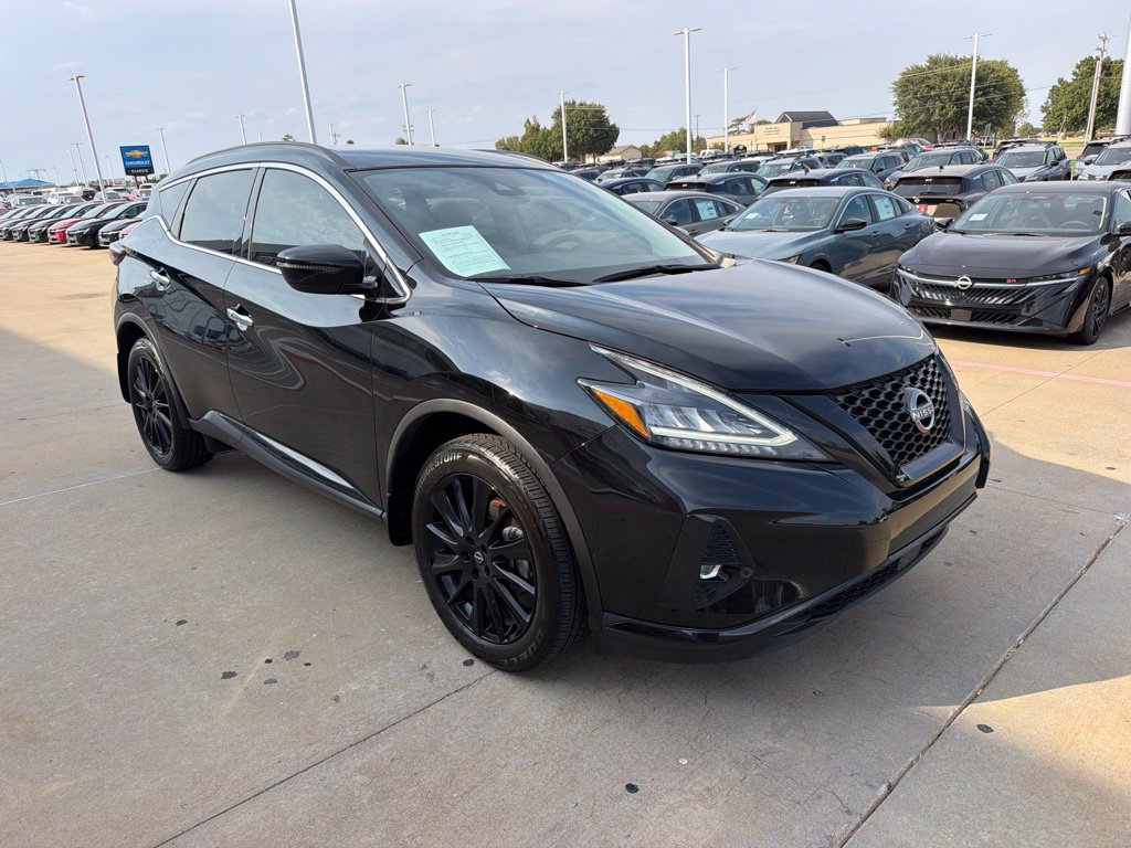 Used 2023 Nissan Murano SV w/ SV Midnight Edition Package FWD image 7