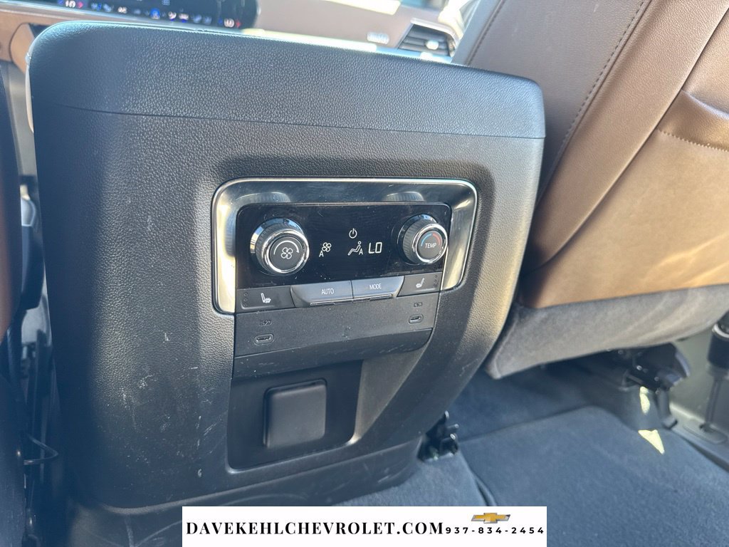 Used 2026 Chevrolet Tahoe High Country w/ Sun And Tow Package AWD/4WD image 34