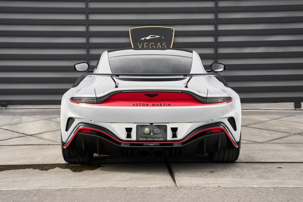 Used 2023 Aston Martin V12 Vantage image 21