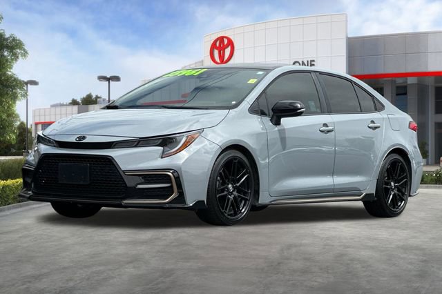 Used 2021 Toyota Corolla SE w/ Carpet Mat Package (TMS) FWD image 9