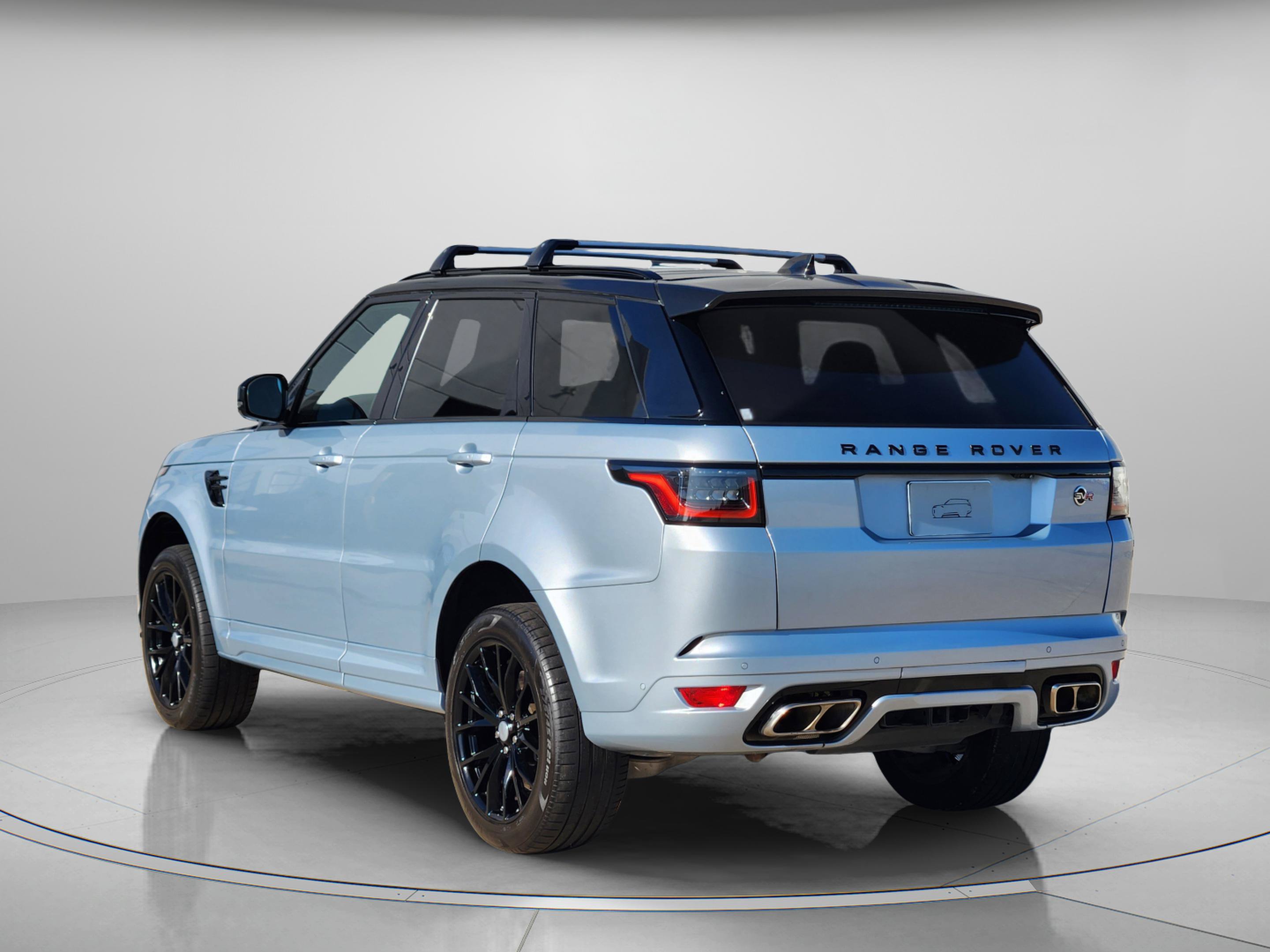 Certified 2022 Land Rover Range Rover Sport SVR AWD/4WD image 3