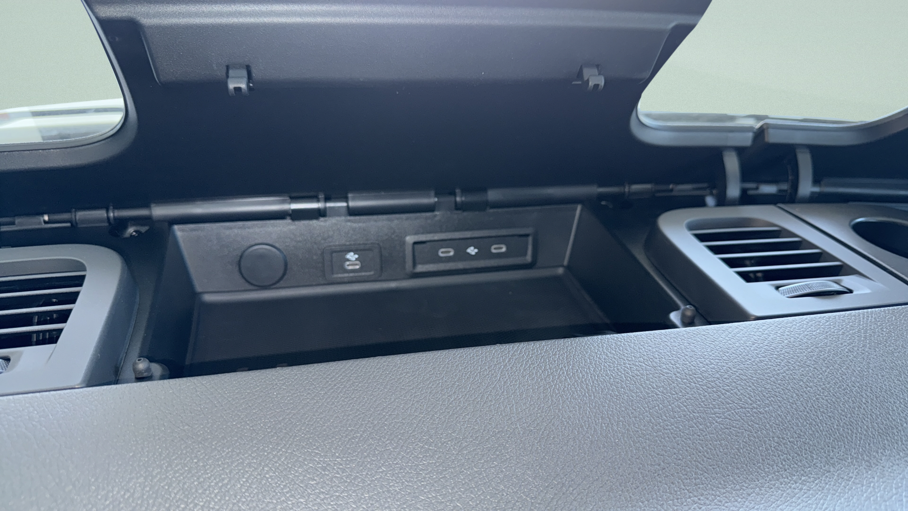 New 2026 Mercedes-Benz Sprinter 2500 image 31