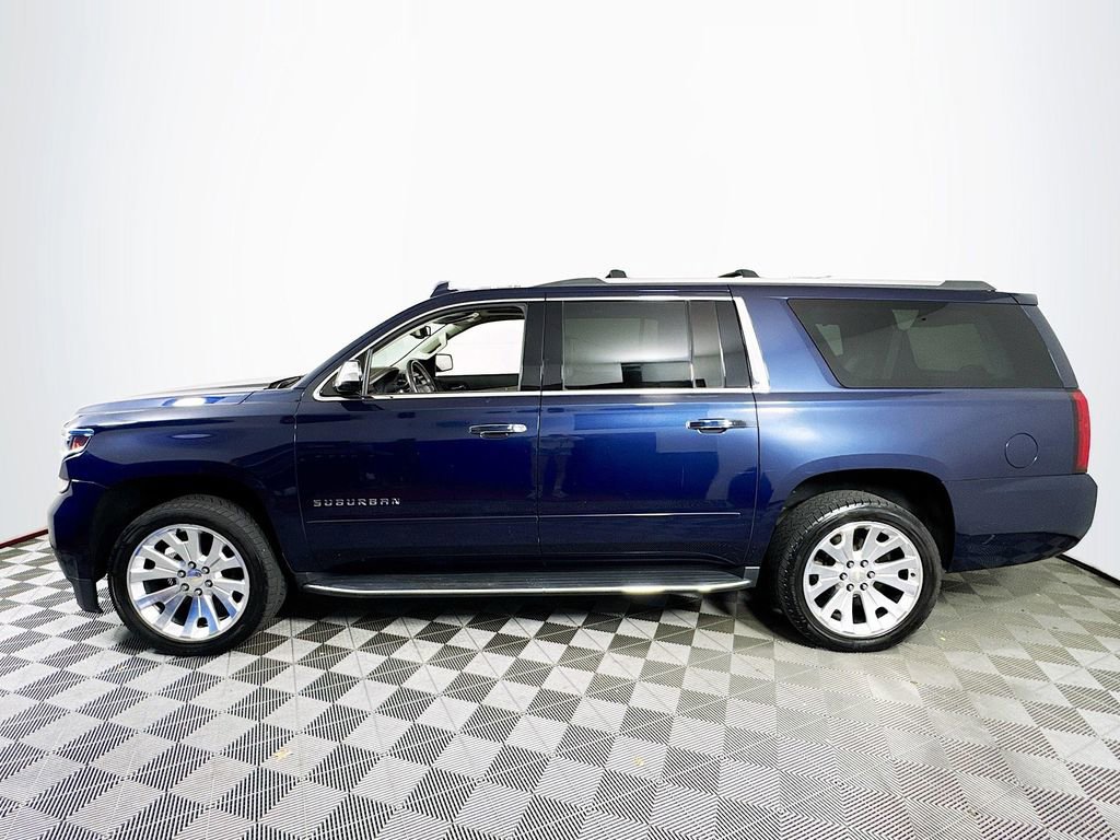 Used 2020 Chevrolet Suburban Premier AWD/4WD image 4