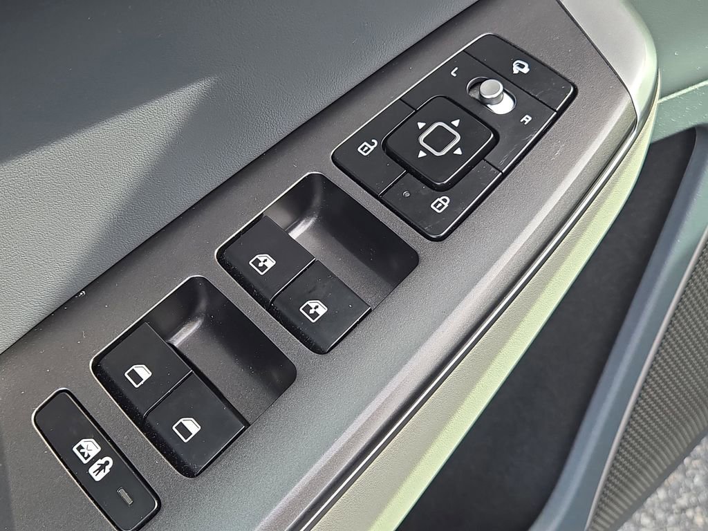 Certified 2024 Kia EV6 Wind image 17