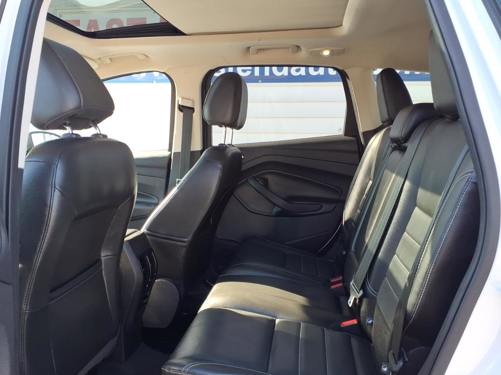 Used 2015 Ford Escape Titanium image 11