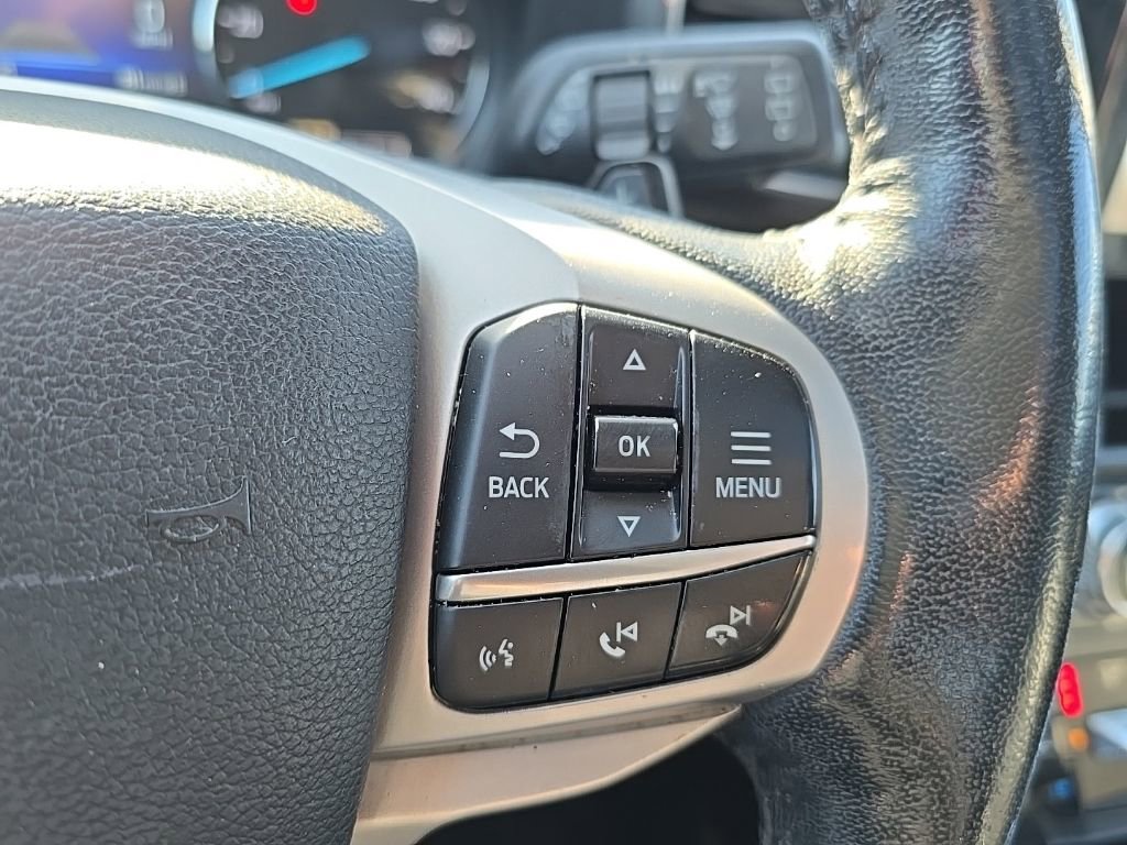 Used 2021 Ford Explorer Limited w/ Equipment Group 301A image 23