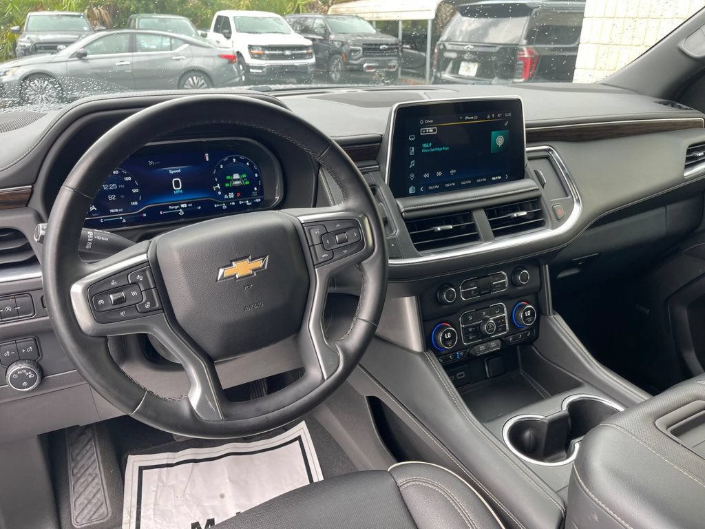 Used 2023 Chevrolet Tahoe Premier AWD/4WD image 13