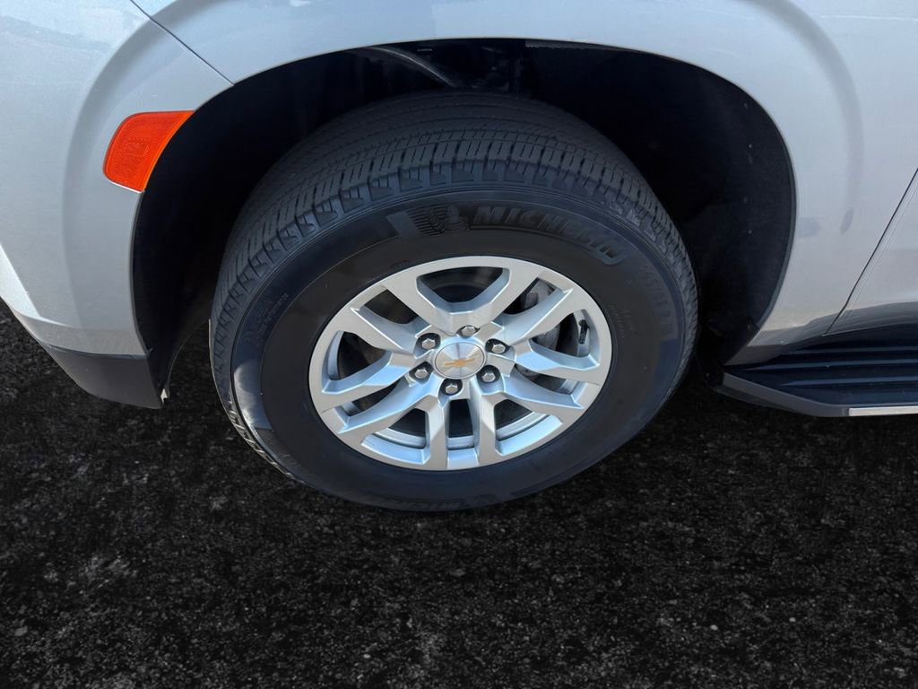 Used 2024 Chevrolet Tahoe LT image 9