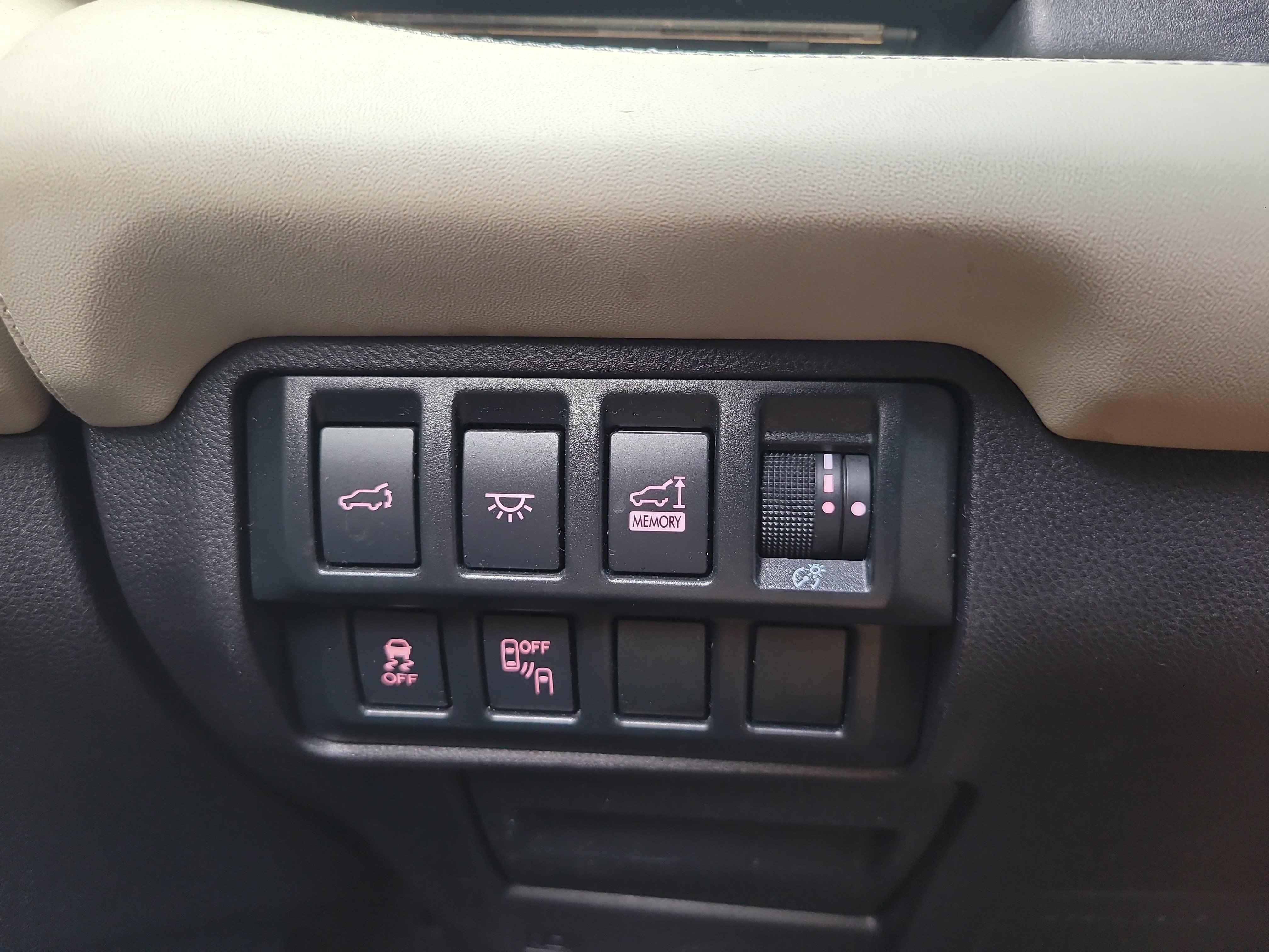 Used 2020 Subaru Ascent Touring AWD/4WD image 32