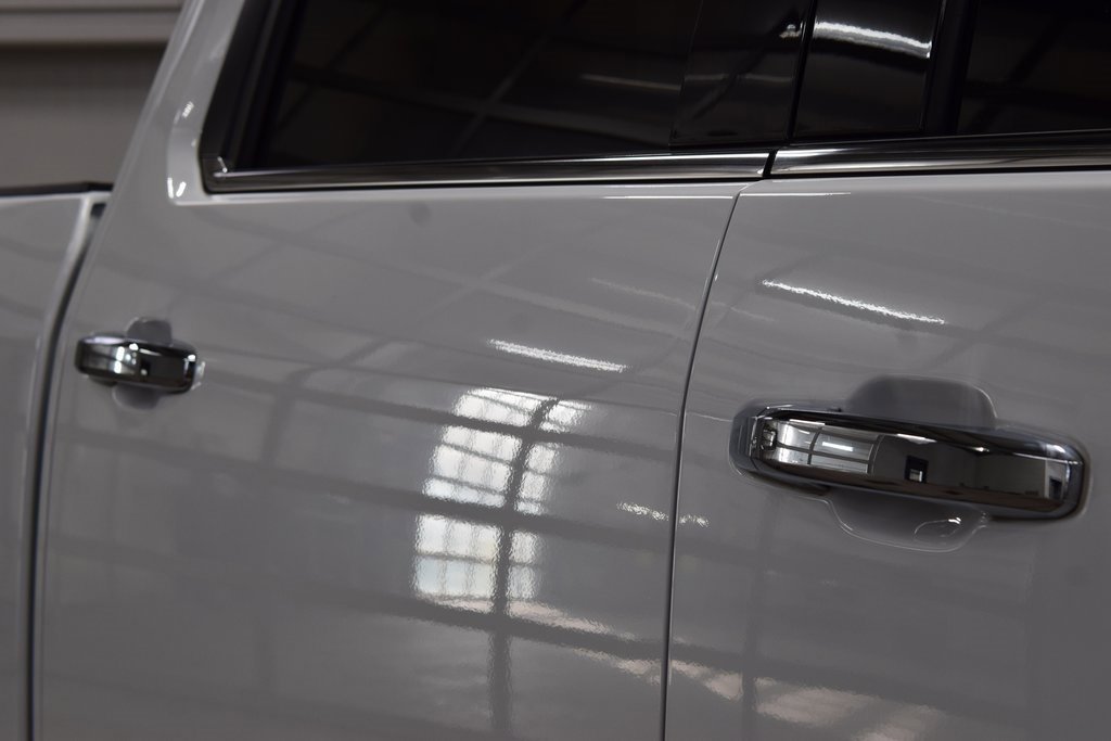 Certified 2024 Chevrolet Silverado 2500 LTZ w/ LTZ Convenience Package image 22