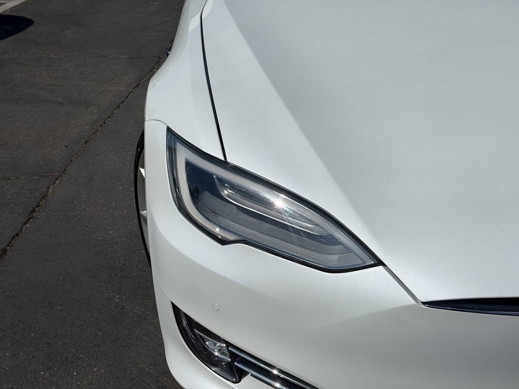 Used 2019 Tesla Model S Standard Range AWD/4WD image 4