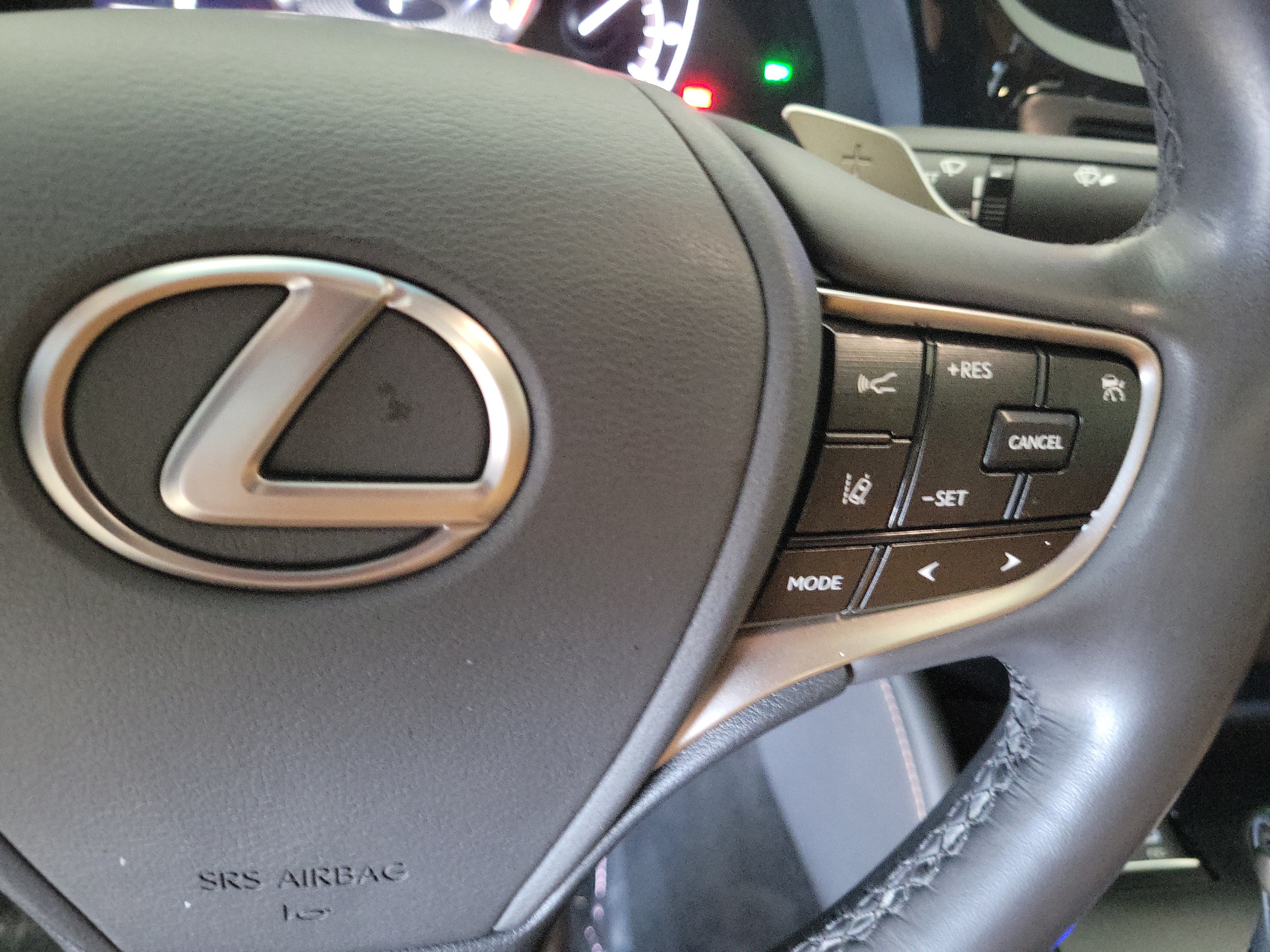 Used 2024 Lexus ES 250 w/ Premium Package AWD/4WD image 29