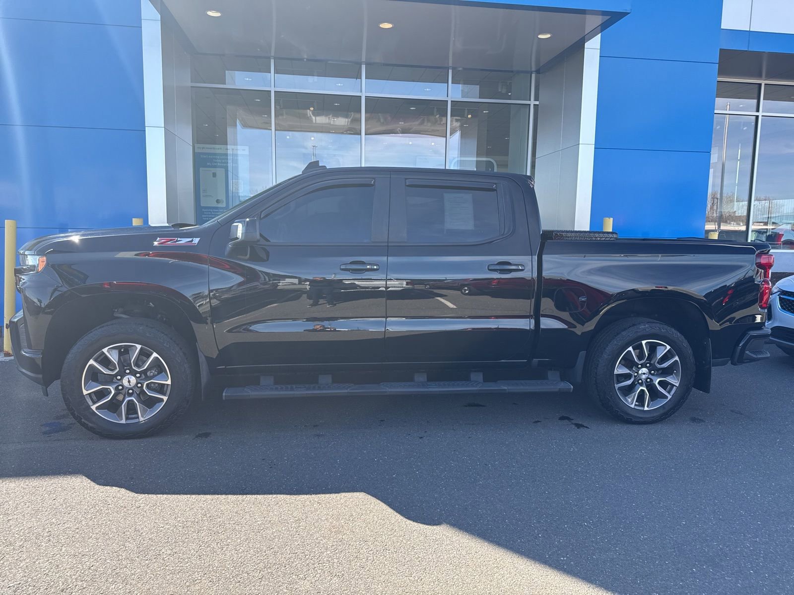 Used 2020 Chevrolet Silverado 1500 RST image 9