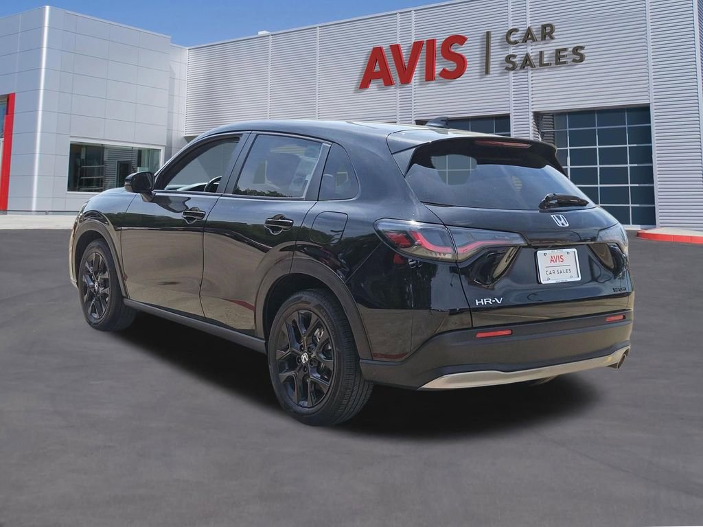 Used 2025 Honda HR-V Sport image 3