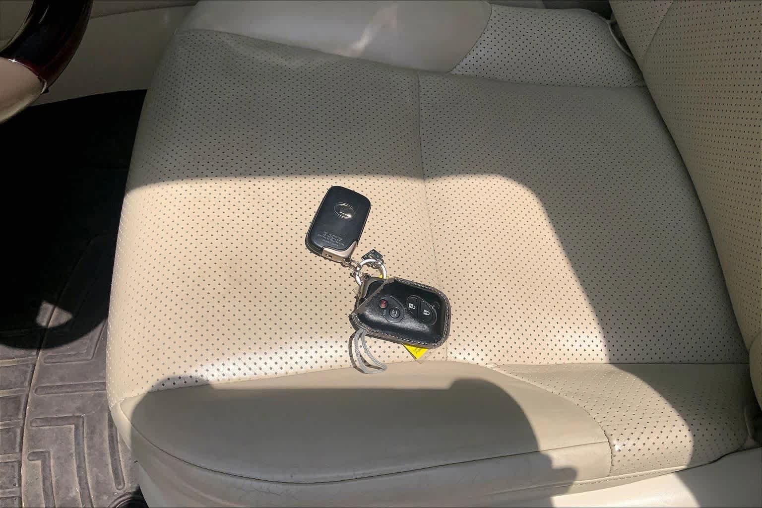 Used 2019 Lexus GX 460 Luxury AWD/4WD image 15