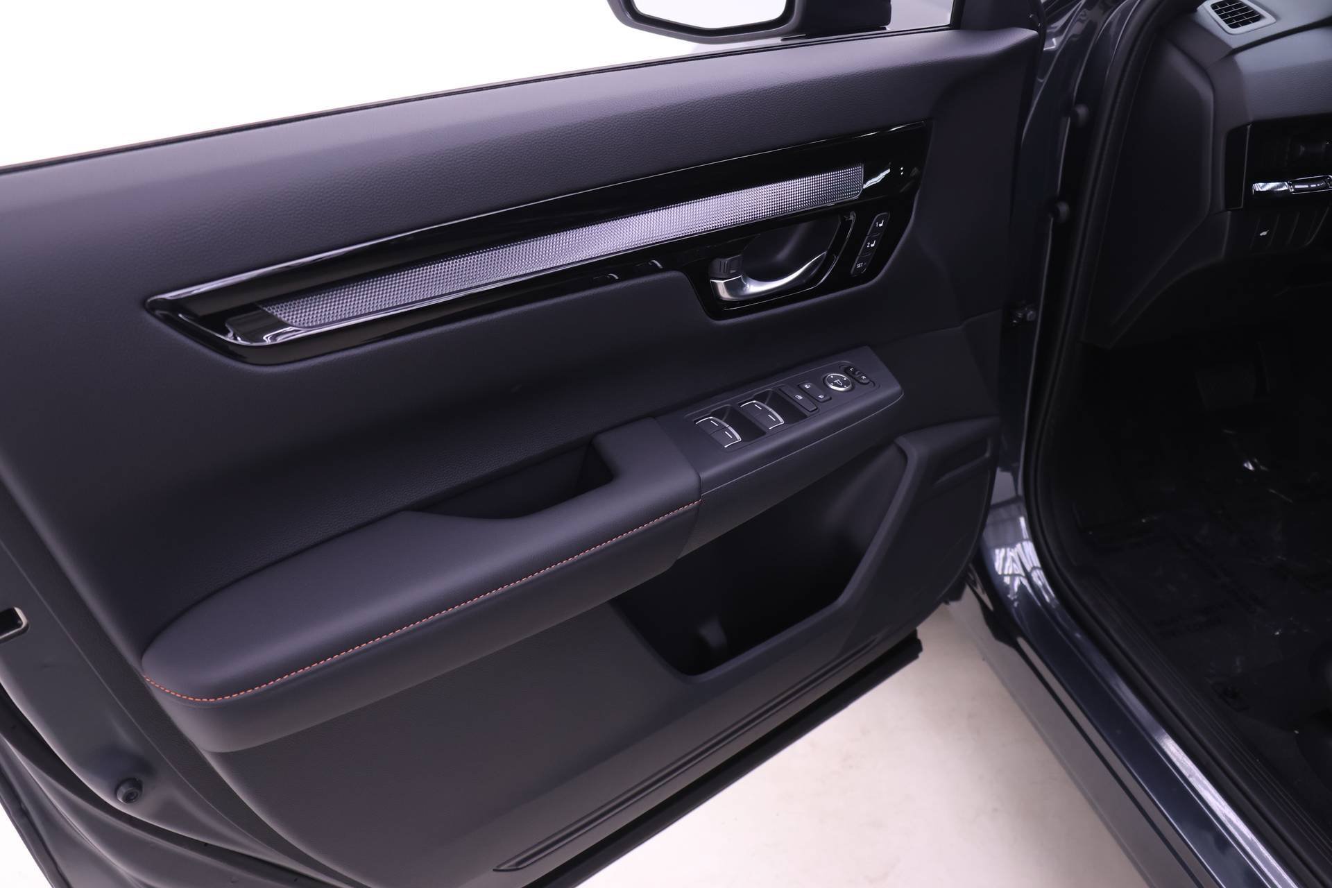 New 2027 Honda CR-V Sport Touring image 9