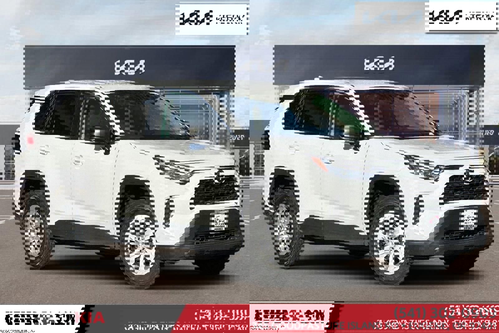 Used 2024 Toyota RAV4 LE image 1