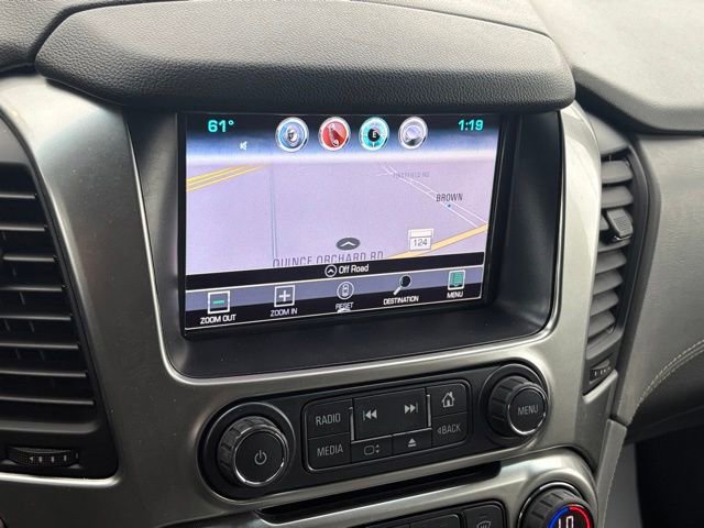 Used 2017 Chevrolet Tahoe LT w/ Luxury Package AWD/4WD image 3