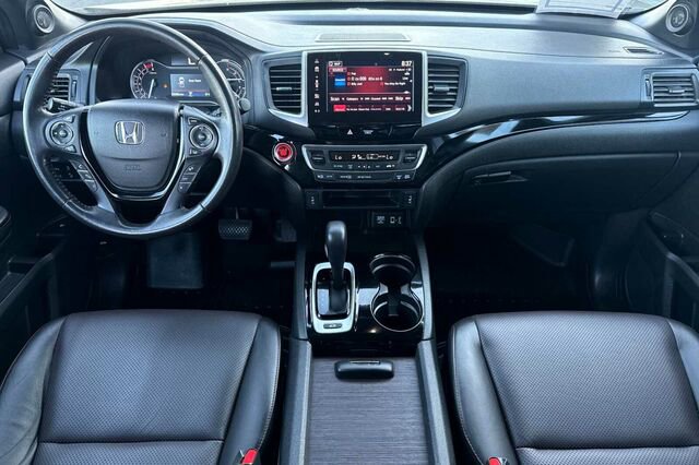Used 2017 Honda Ridgeline Black Edition image 13
