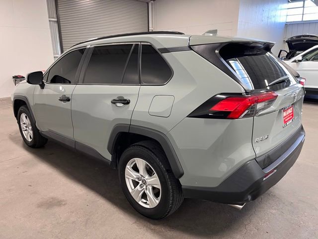 Used 2021 Toyota RAV4 XLE AWD/4WD image 5