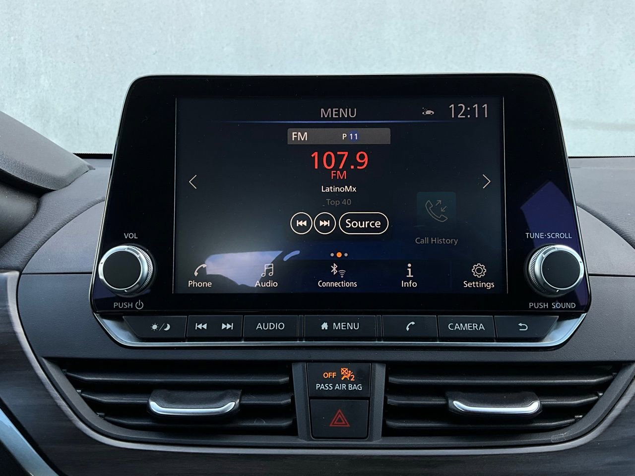 Used 2025 Nissan Altima 2.5 SV image 28