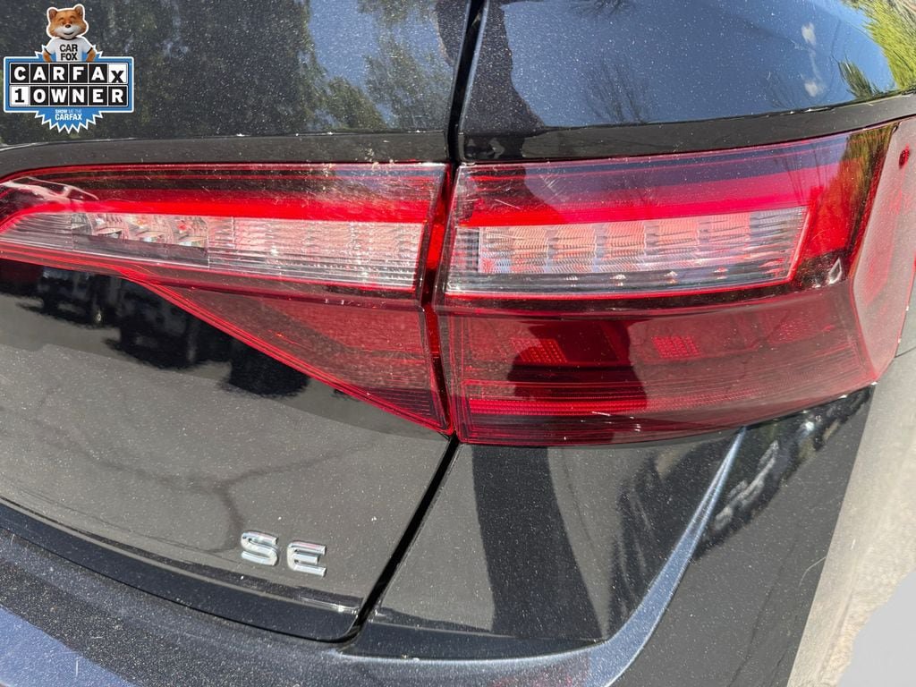 Used 2024 Volkswagen Jetta SE FWD image 19