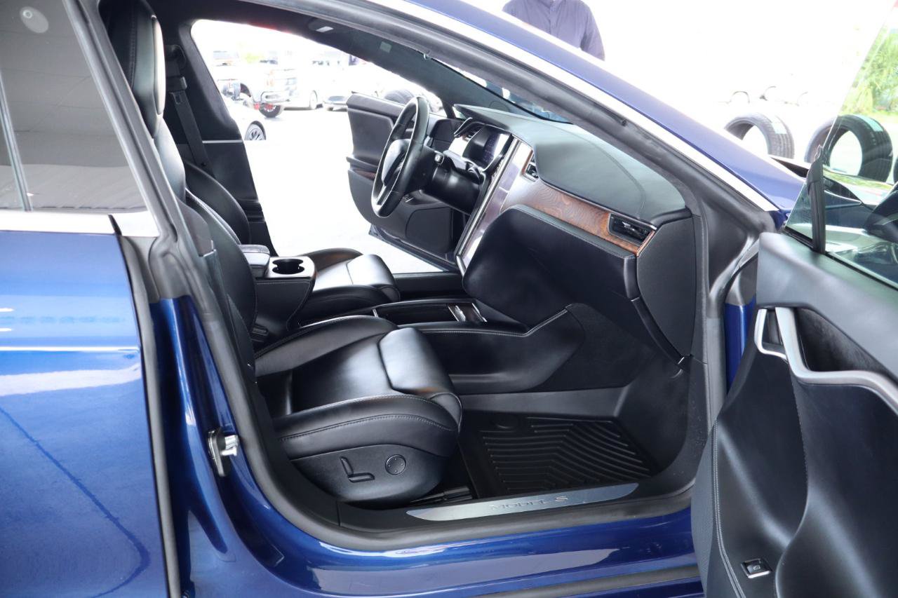 Used 2018 Tesla Model S 100D AWD/4WD image 35