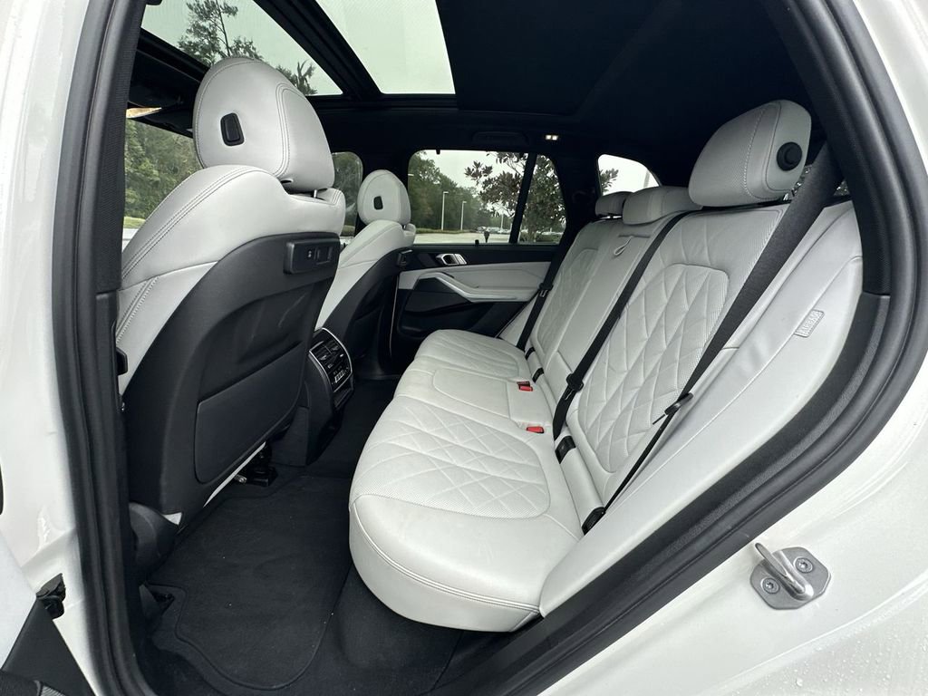 Used 2023 BMW X5 xDrive40i w/ Executive Package image 27