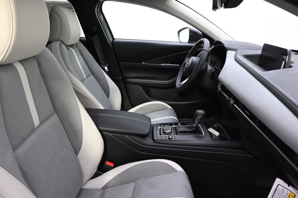 New 2026 MAZDA CX-30 2.5 Turbo Aire Edition AWD/4WD image 16