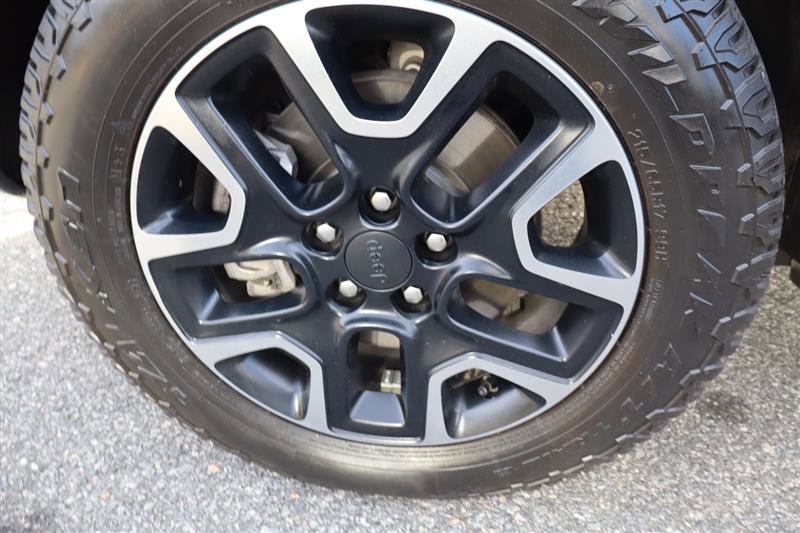 Used 2019 Jeep Compass Trailhawk w/ Popular Equipment Group image 26