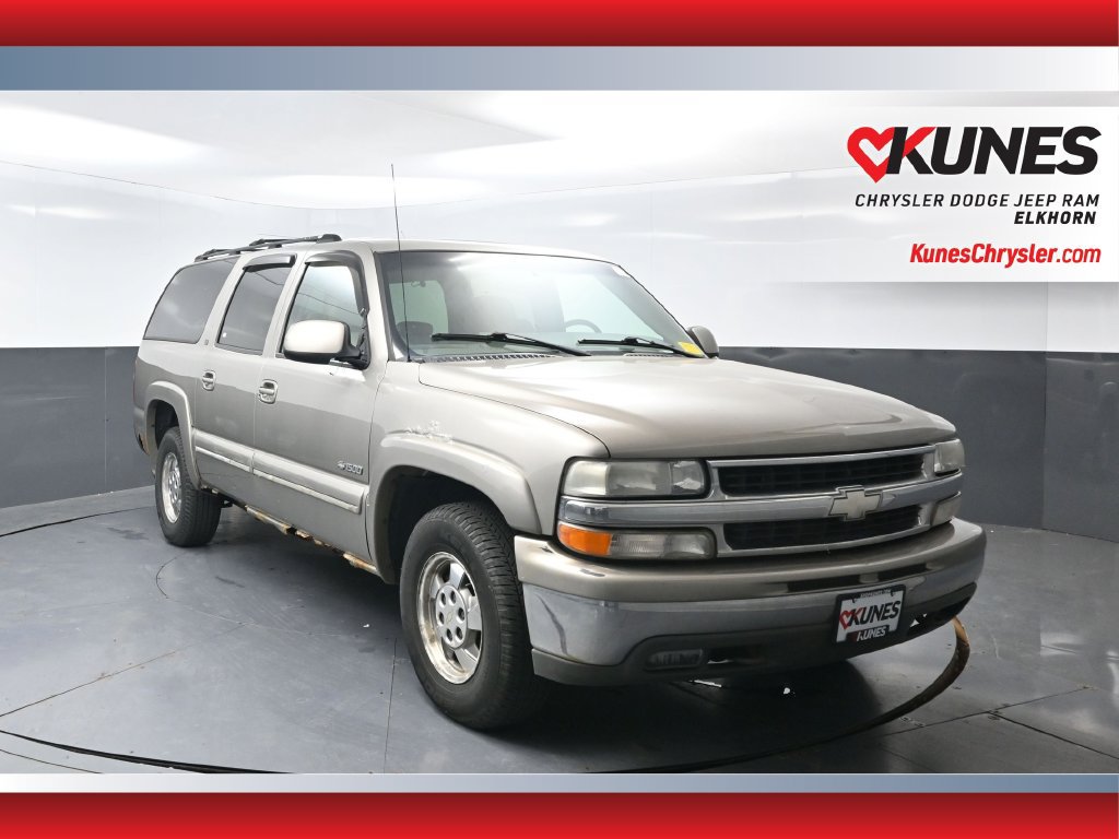 Used 2000 Chevrolet Suburban LT w/ LT Preferred Equipment Group AWD/4WD image 1