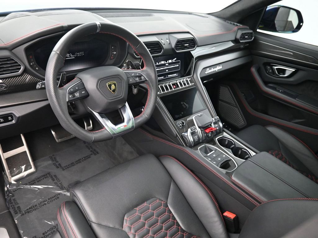 Used 2024 Lamborghini Urus S image 4