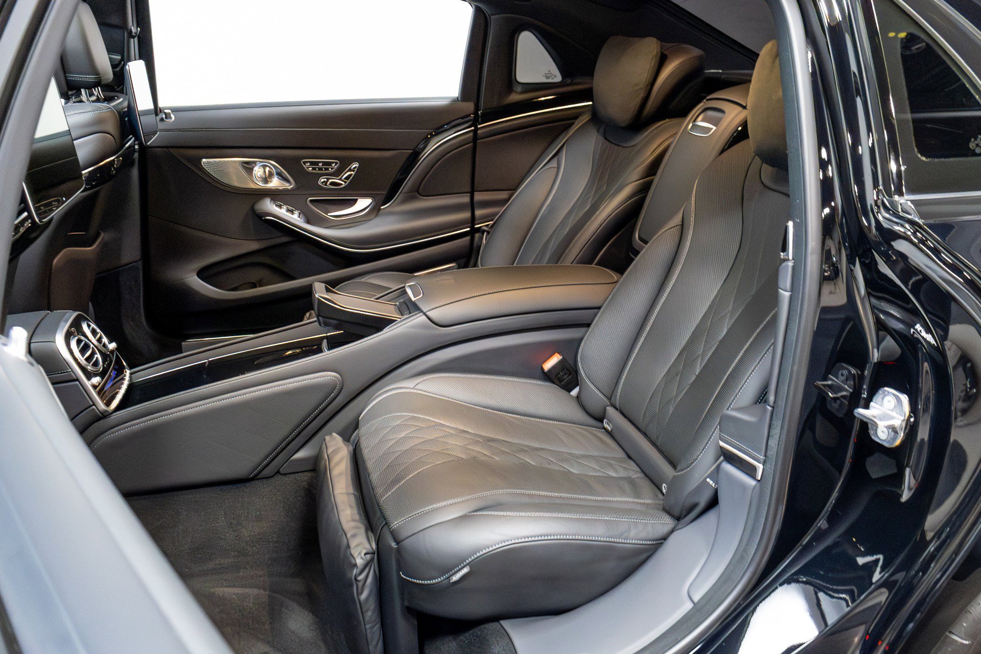 Used 2020 Mercedes-Benz Maybach S 650 image 44
