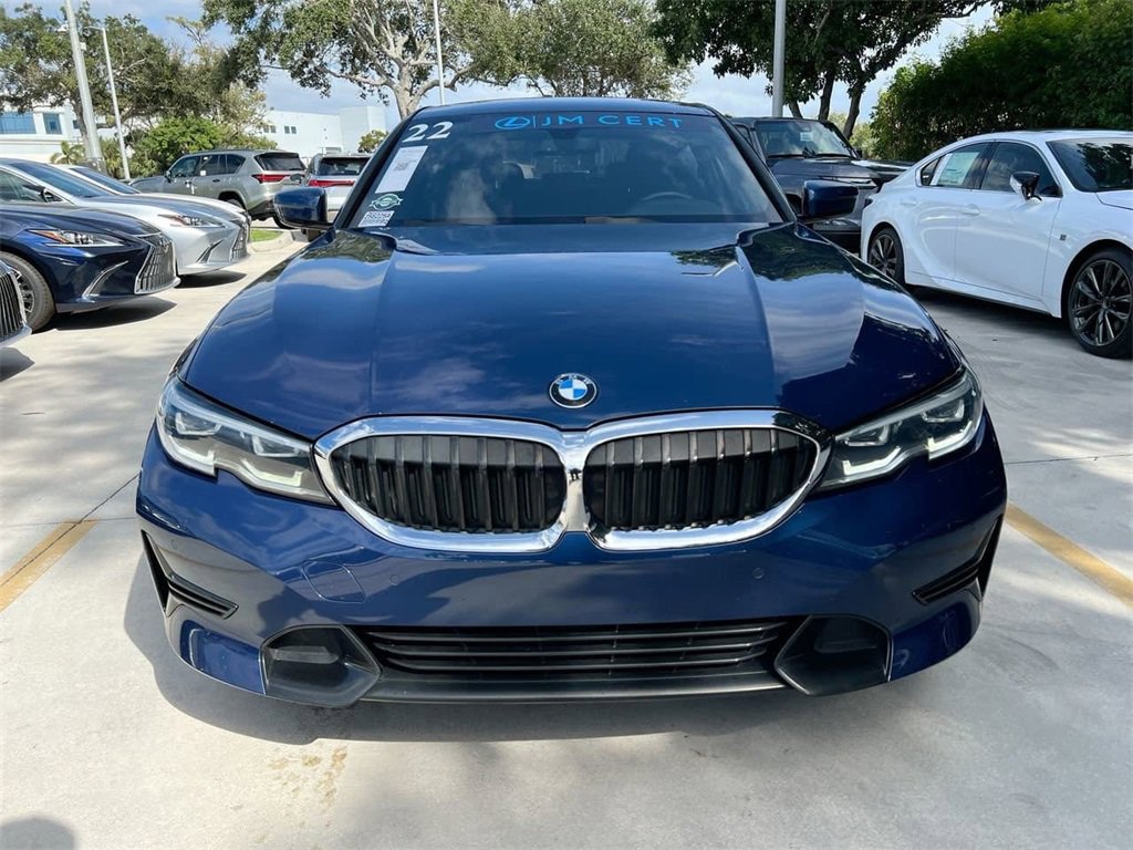 Used 2022 BMW 330i Sedan w/ Driving Assistance Package image 2