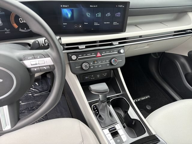 Certified 2026 Hyundai Tucson SE FWD image 27