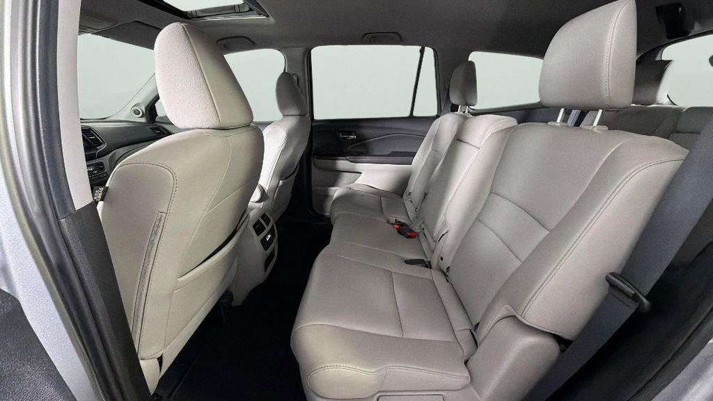 Used 2021 Honda Pilot Special Edition image 28