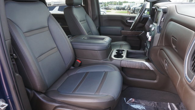 Certified 2021 GMC Sierra 3500 Denali w/ Denali Ultimate Package AWD/4WD image 23