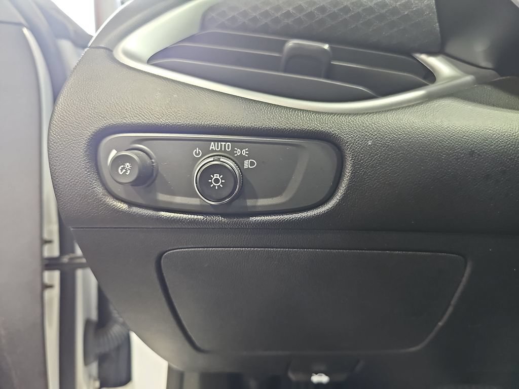 Used 2023 Chevrolet Malibu LT FWD image 26