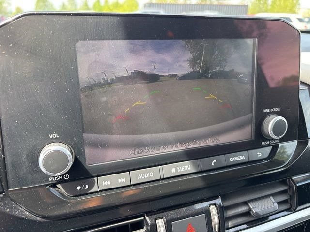 Used 2024 Nissan Pathfinder SV AWD/4WD image 22