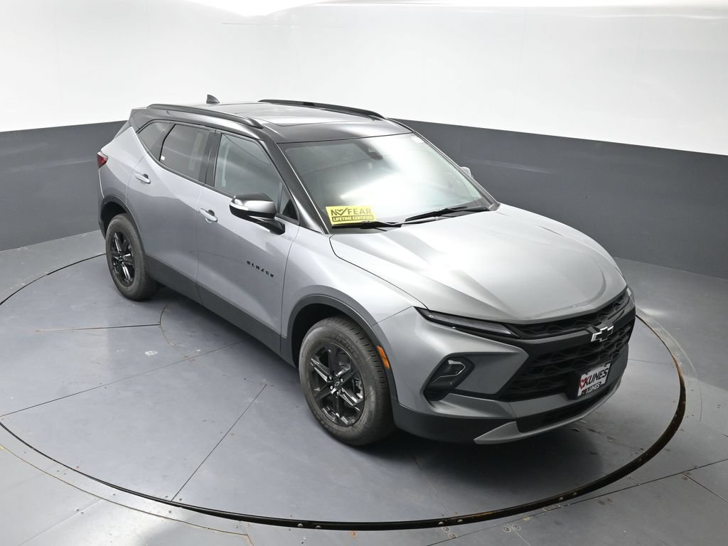 New 2026 Chevrolet Blazer LT w/ Midnight/Sport Edition AWD/4WD image 31