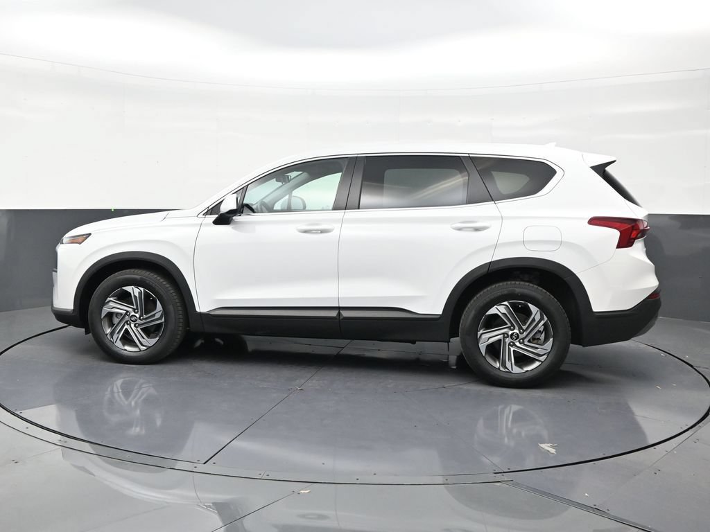 Used 2023 Hyundai Santa Fe SE FWD image 2